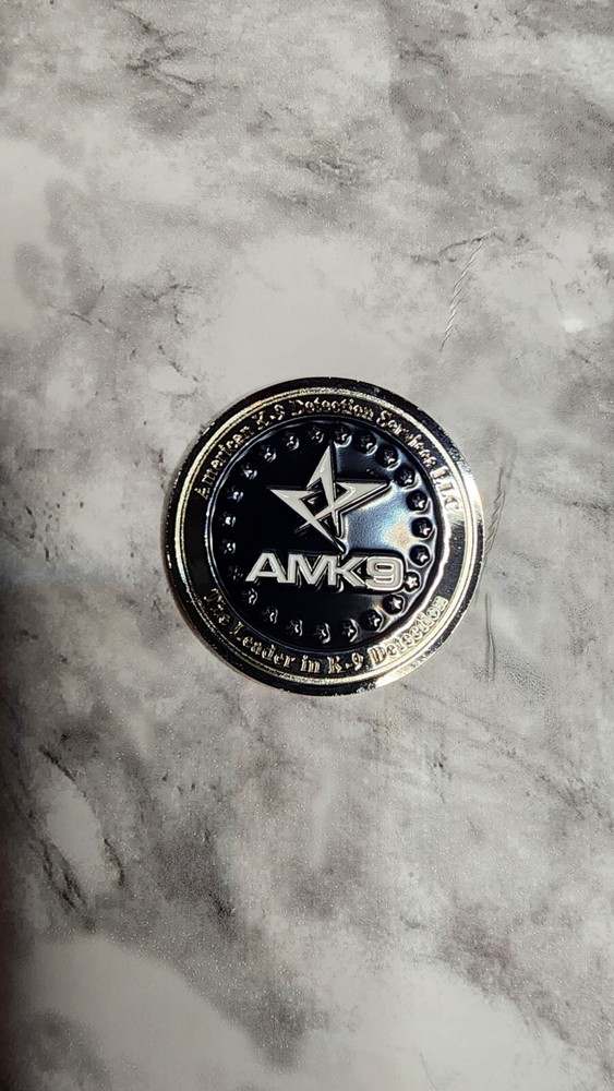 RARE AUTHENTIC AMK9/ACADEMI CHALLENGE COIN-EXCELLENT CONDITION