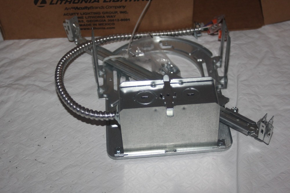 NEW LITHONIA LIGHTING LBR4PFW 10V LOW VOLTAGE LIGHTING CONSTRUCTION FRAME