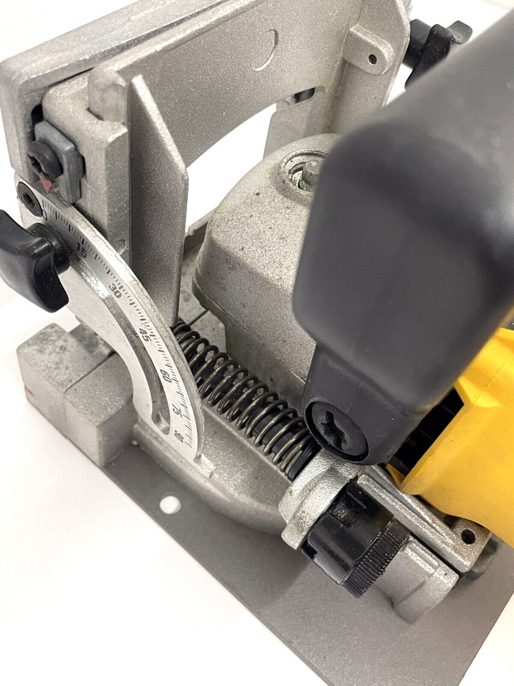 DEWALT DW682K 6.5 Amp Plate Jointer w/ case