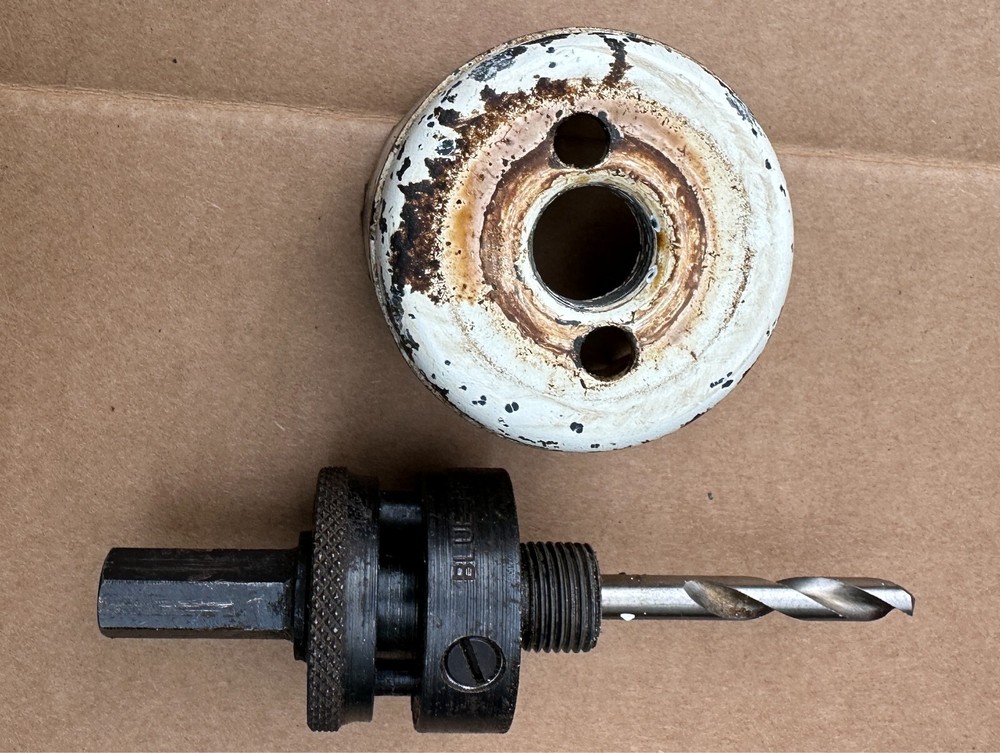 BLUE-POINT TOOLS HOLE SAW 2 1/8 inch. used