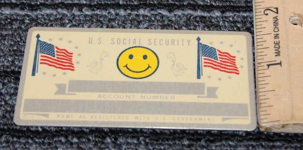 Metal Smiley Face Social Security ID Card Custom Engraved [080CHR]