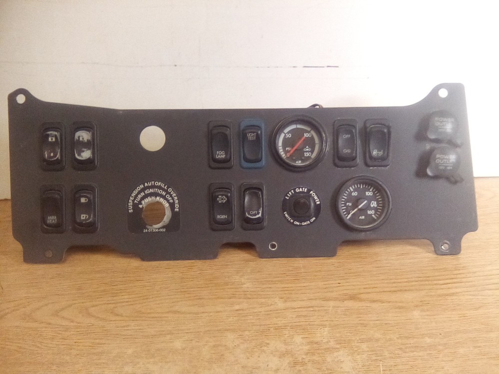Freightliner M2 Dash Switch Panel 22-53168-000