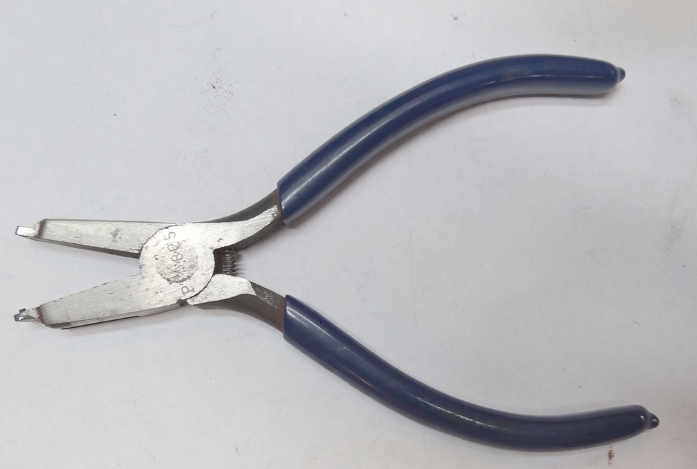 KLEIN TOOLS SPECIALTY PLIERS MODEL PT 825