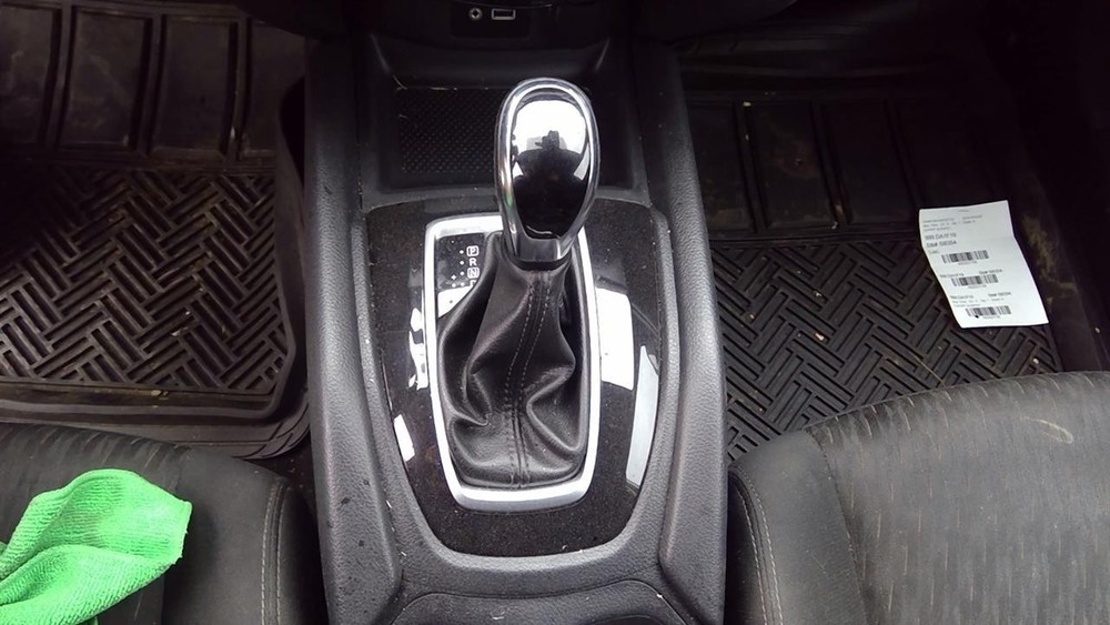 Used Headrest fits: 2019 Nissan Rogue Grade A