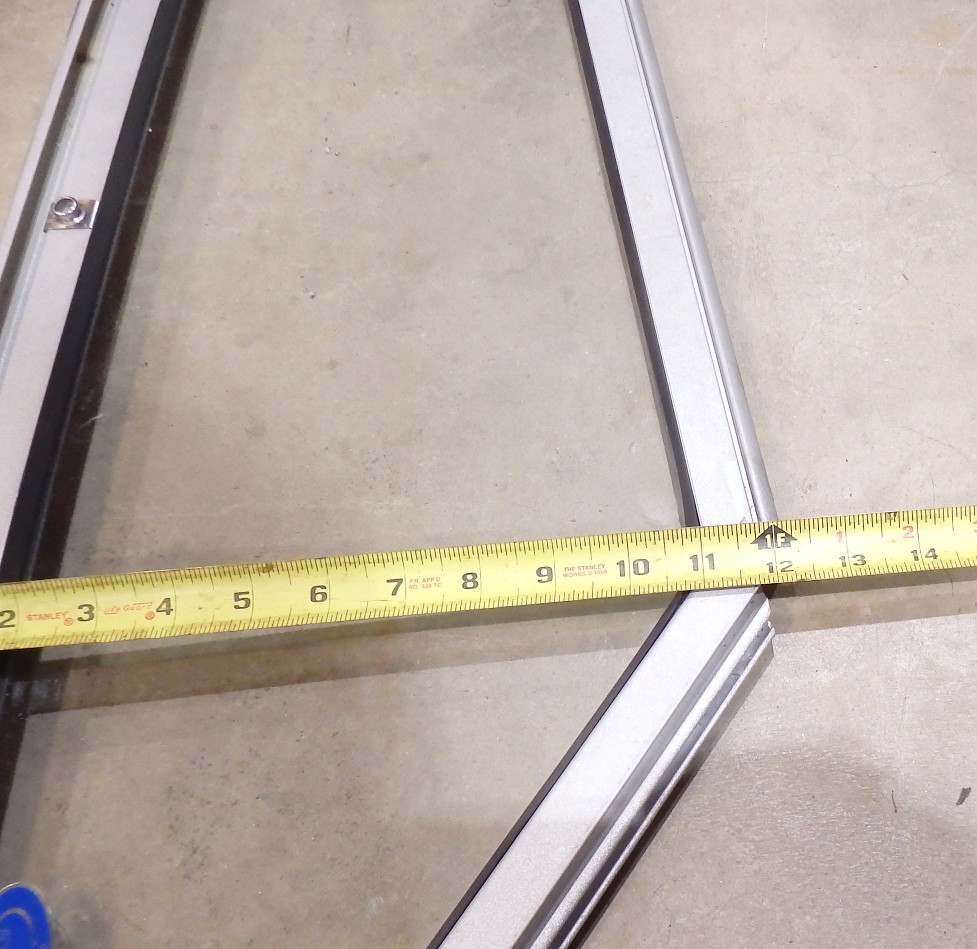 2005 Four Winns 180 LE Starboard / Drivers Windshield - Side Window