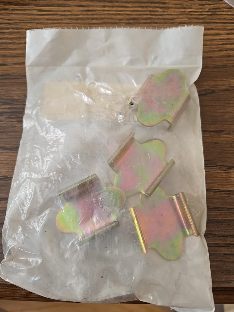 Arctic Cat Snowmobile Track Clips 2602-037 Qty 4