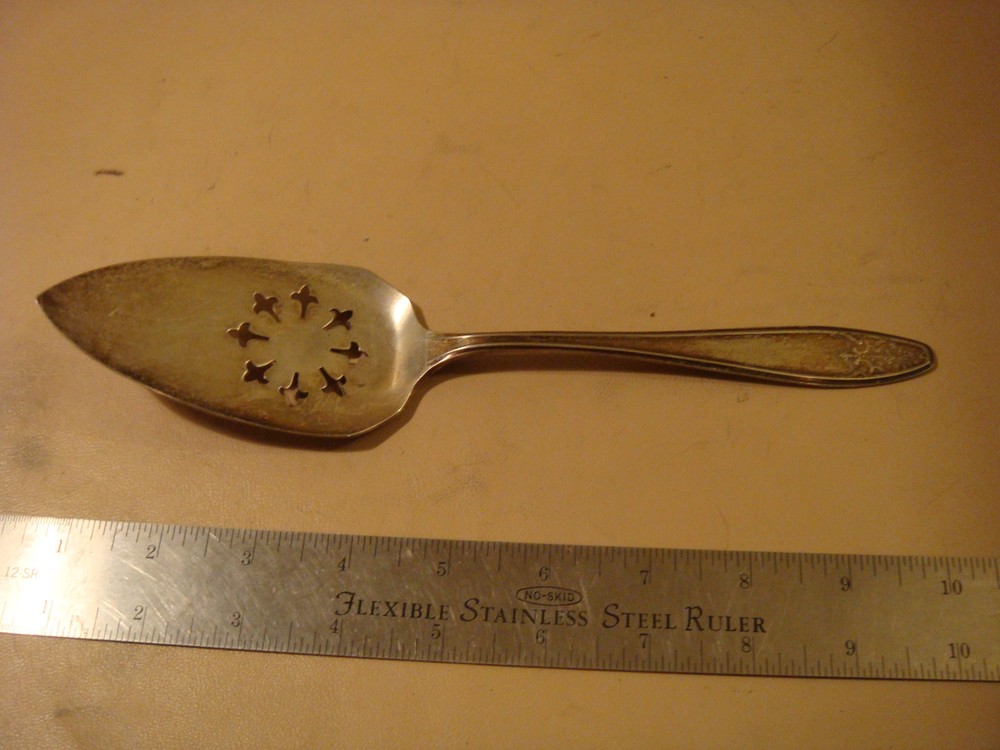 Lady Doris / Princess silverplate pie server