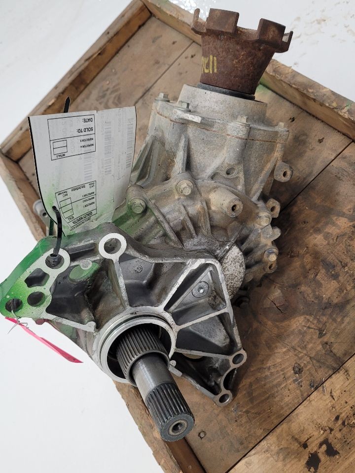 Transfer Case Assembly fits 2015 Chevrolet Traverse Grade B