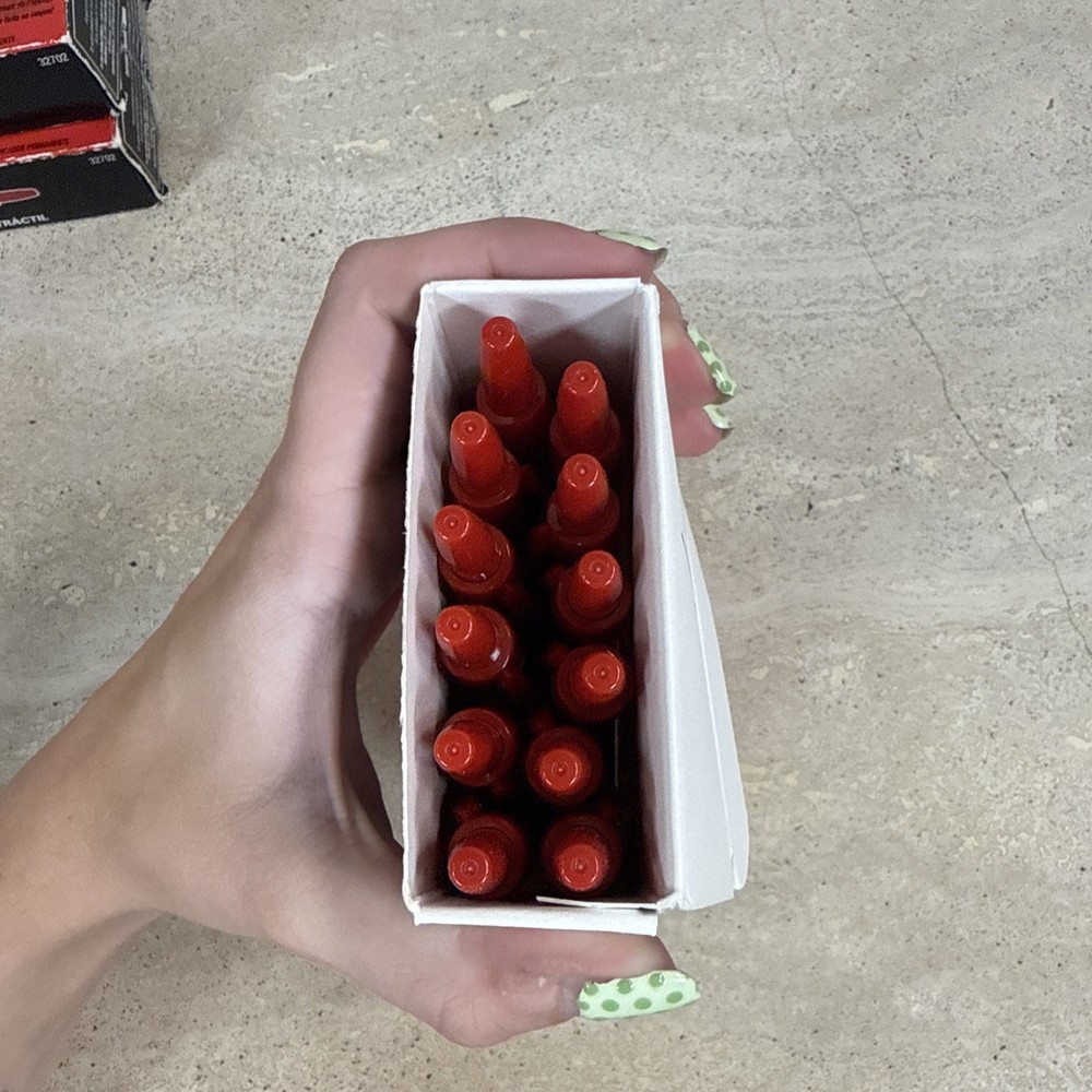 Sharpie Fine Retractable Permanent Marker Red 12 32702