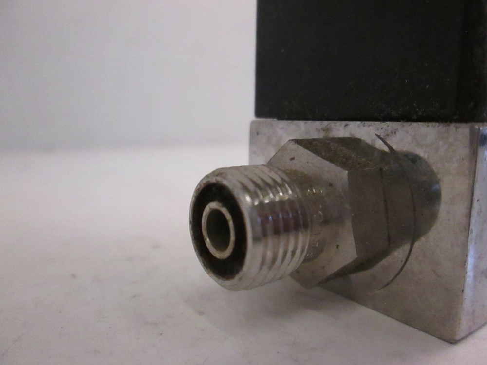 Unit UFC-1000HP Mass Flow Controller MFC, HCL, 500 SCCM