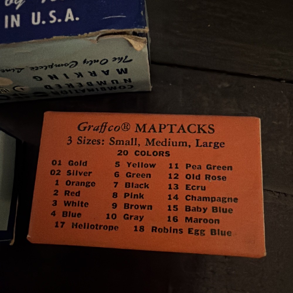 VNTG Graffco/Moore Maptacks White/gray Plastic Heads & Needle Points 3 Boxes