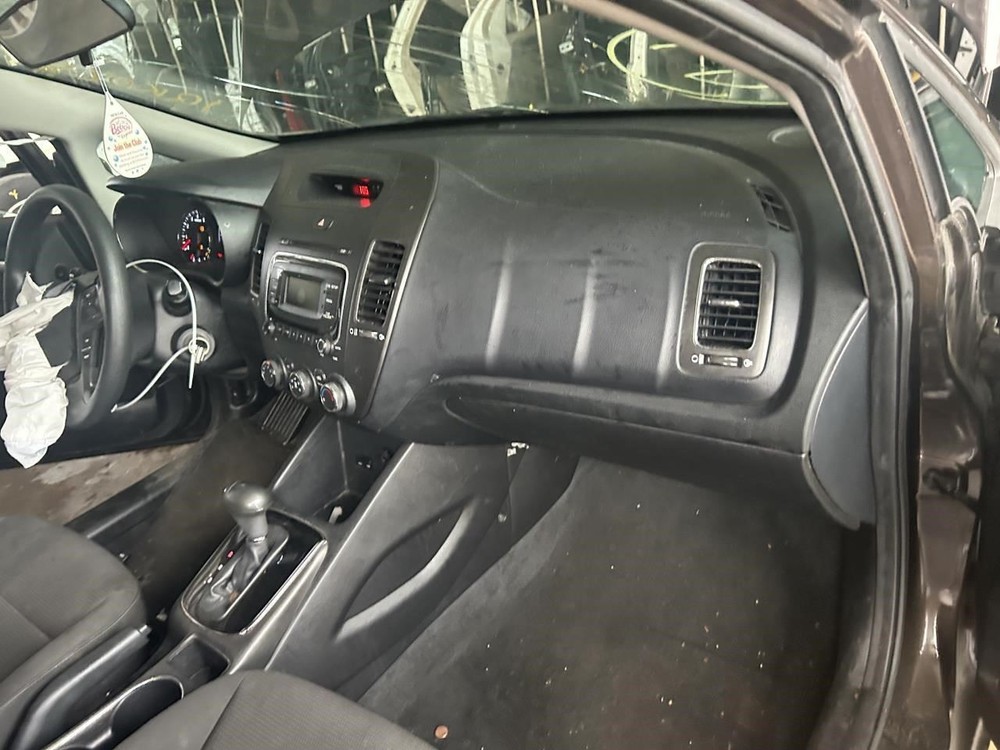 FORTE 2017 Fuse Box Cabin 104739191