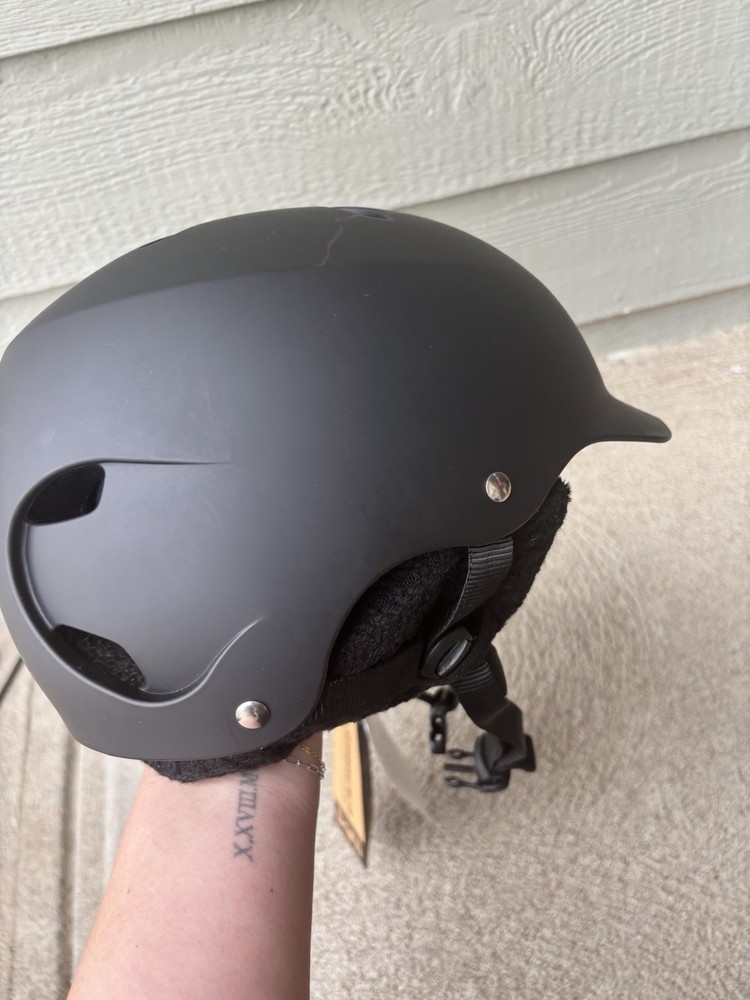 NWT! Bern Lenox Matte Black Helmet Size Large