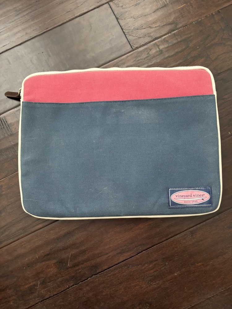 Vineyard Vines Laptop Computer Case Sleeve