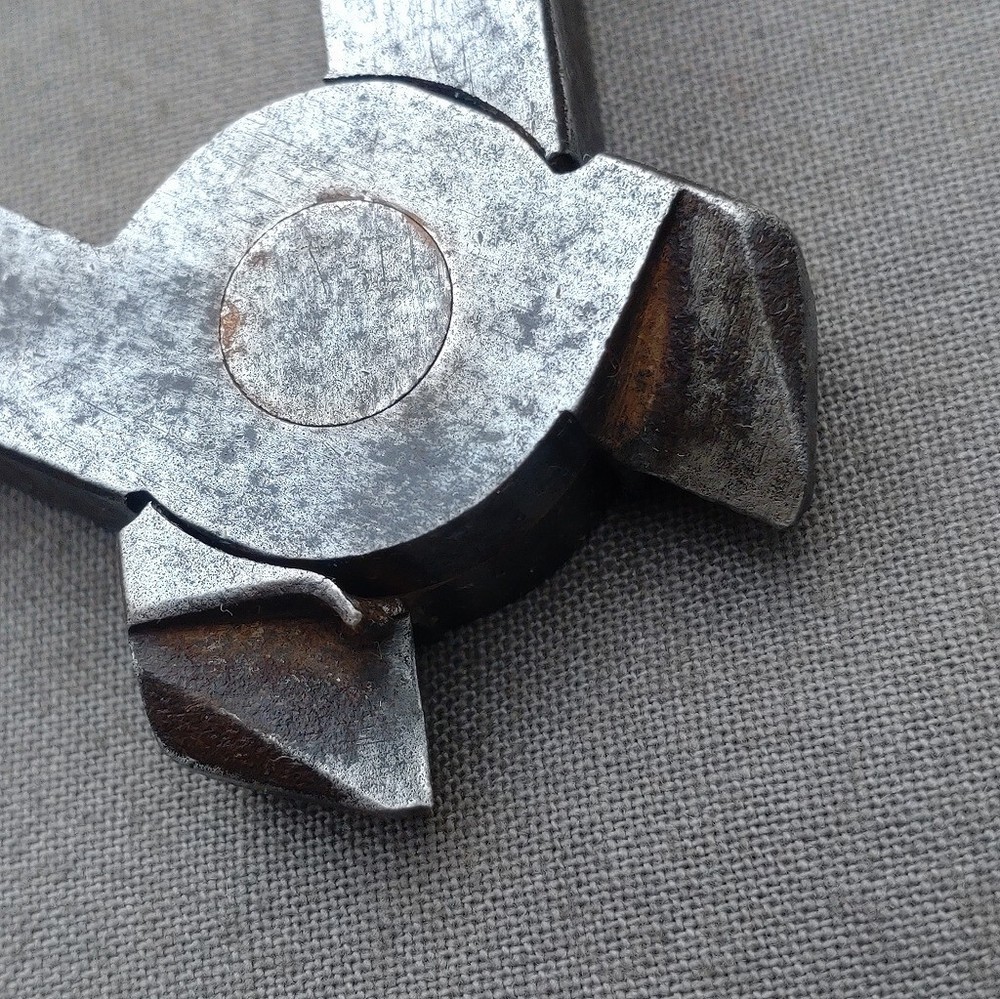 Japanese Bonsai Wire Cutter - Precision Tool for Bonsai Training