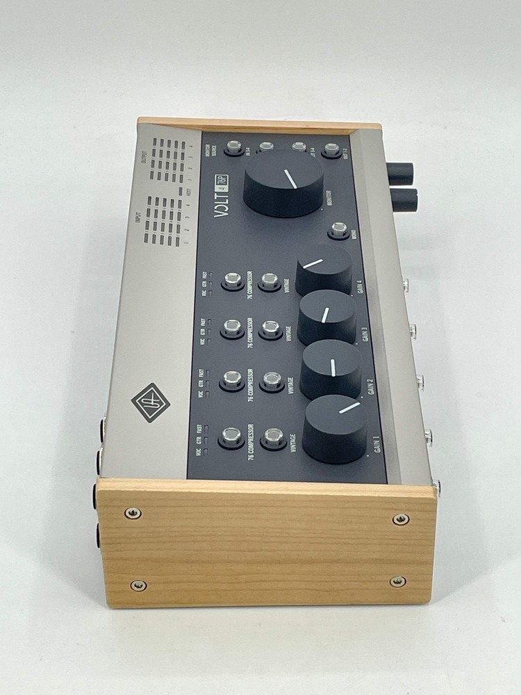Volt 4 76p 4-Channel Universal USB Audio Interface