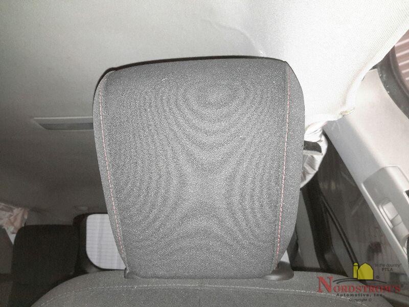 2010 Chevy Equinox Driver Front Headrest Only Black Cloth