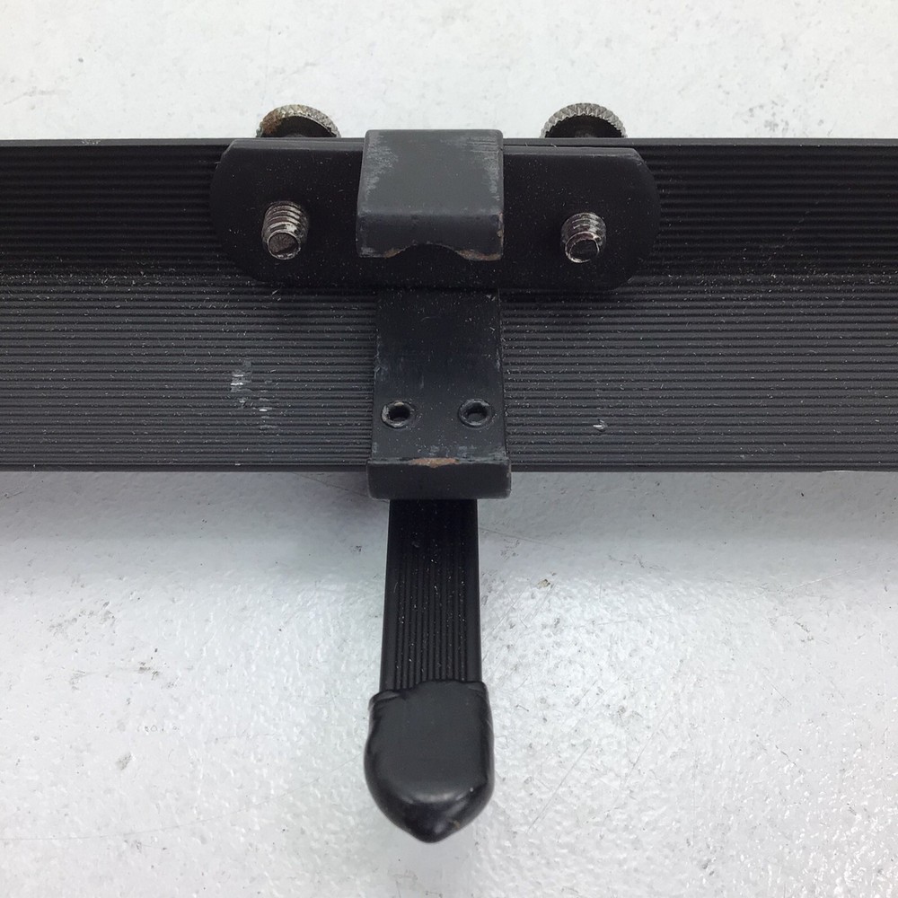 Adjustable Aluminum Easel W/ Pad Holder E126 Apollo Presentation Products