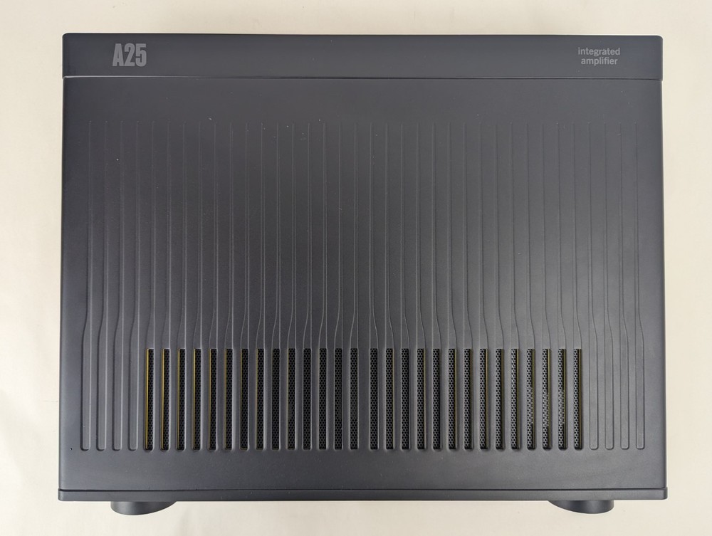 Arcam A25 100W Integrated Amplifier with Remte Ctrl