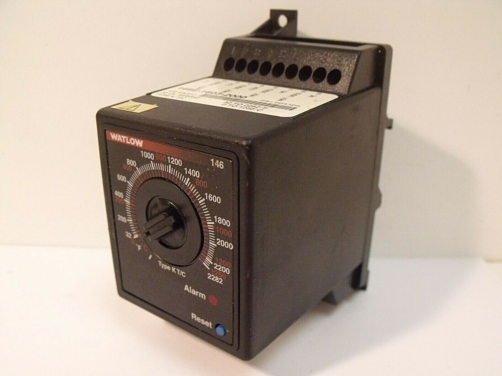 Watlow 146E-1603-2000 Series 146 Temperature Regulator:  120VAC, Type K