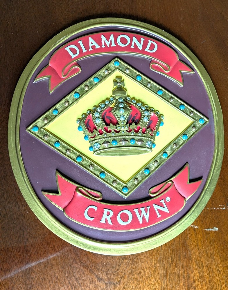 Diamond Crown Cigar Logo New/Open Box Hanging Wall Plaque