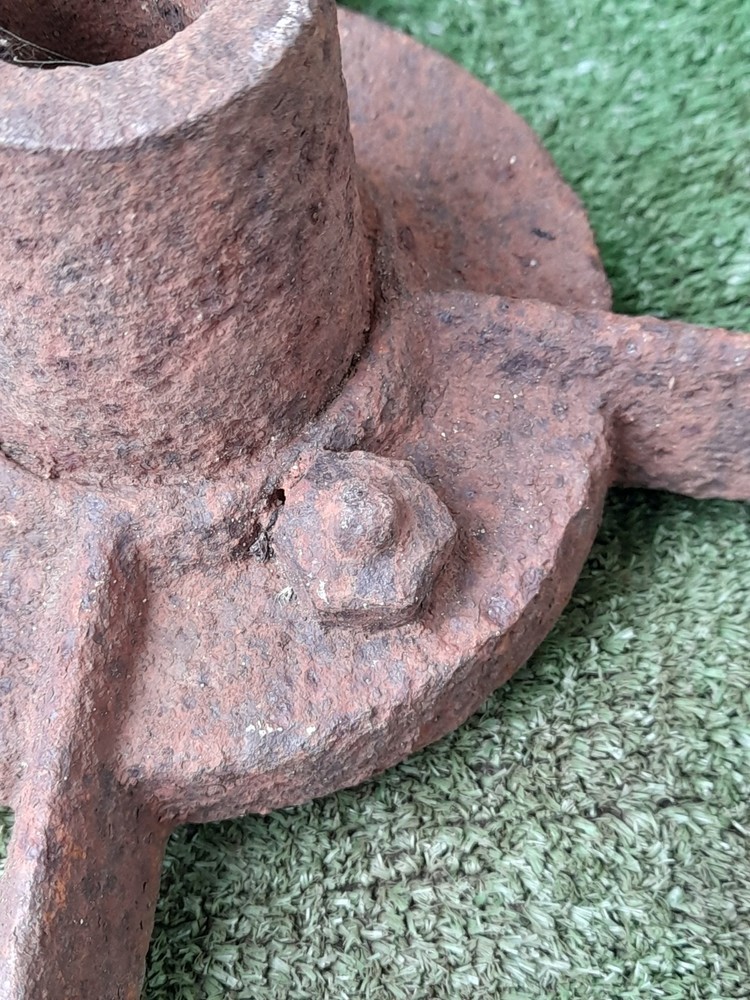 Cast Iron Wheel (23)