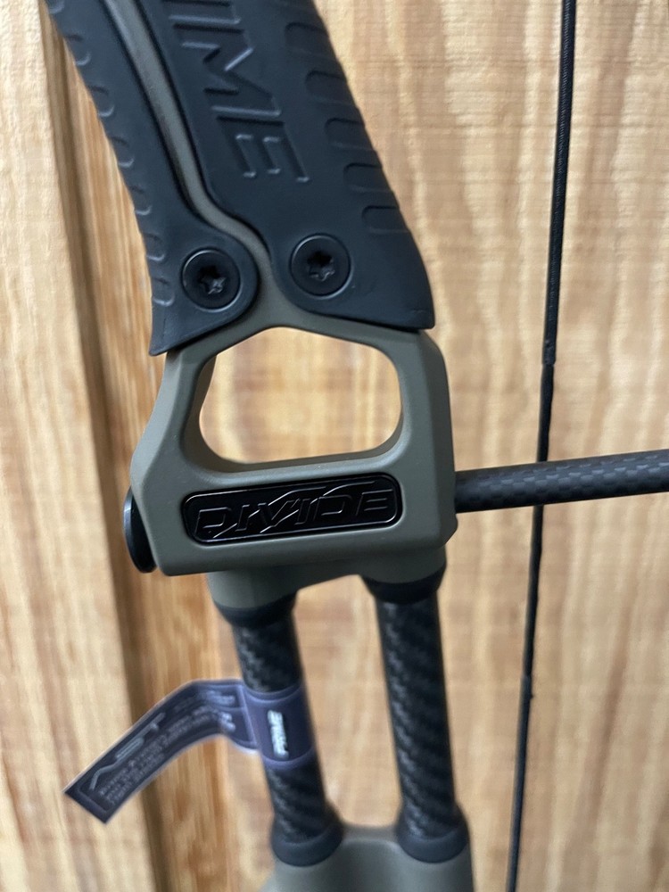 Prime Archery Divide 33 70lb GREAT CONDITION
