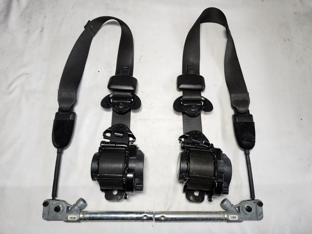 2012 - 2017 Chevy Sonic Drivers & Passengers Front Seat Belts (Black)