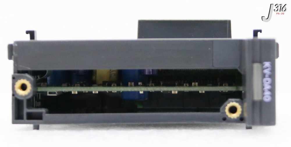 36822 KEYENCE D/A CONVERSION UNIT, 4 ANALOG OUTPUT CHANNELS KV-DA40