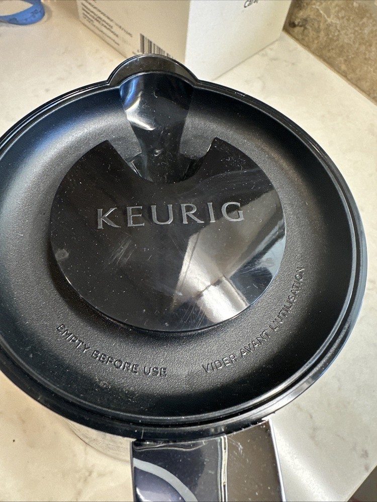 Keurig 2.0 Carafe Black New Open Box.