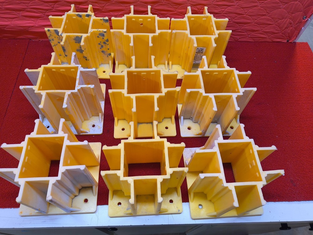 9 Used Safety Boot Guardrail System Good Condition