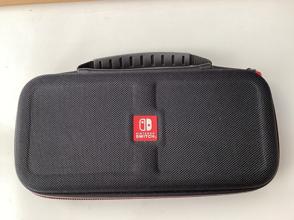 NIntendo Switch Carrring Case Black