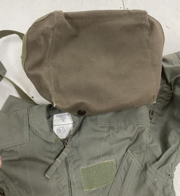 38 Regular US Flight Suit & Canvas Bag original military
