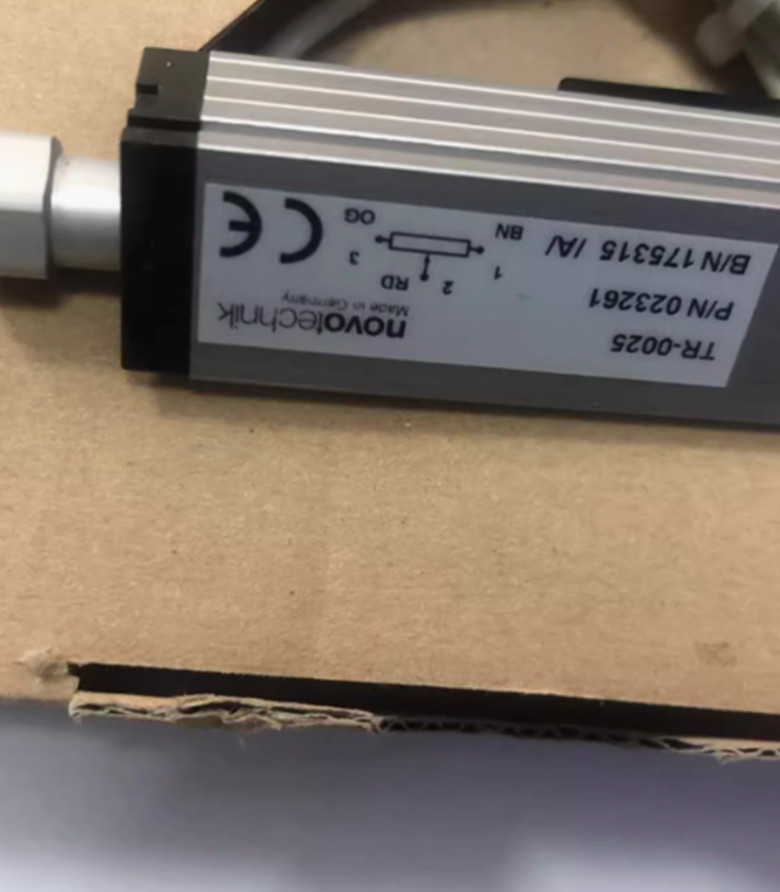 1pcs  NOVOtechnik TR-0025 displacement sensor
