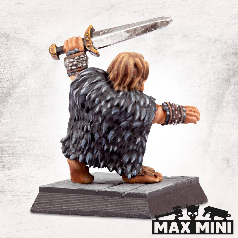 MaxMini BNIB Traditional Halfling Adventurers