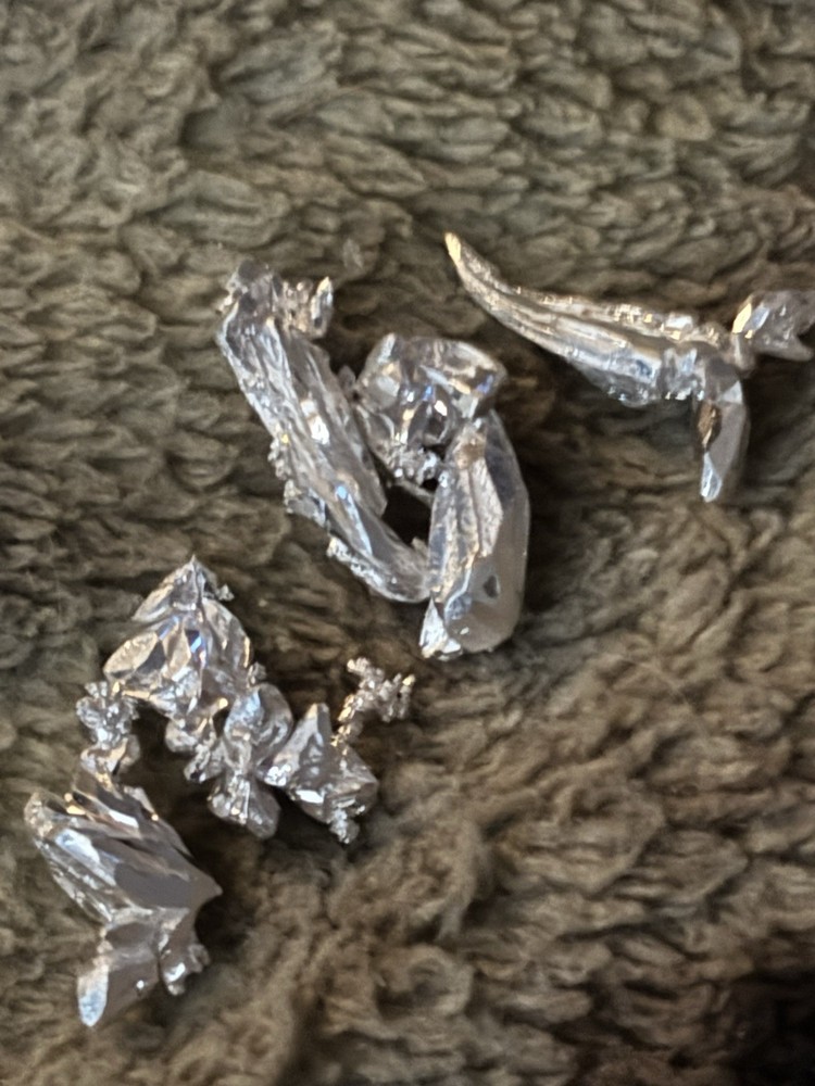 1 Gram 0.999 Special Crystallized, Silver ￼