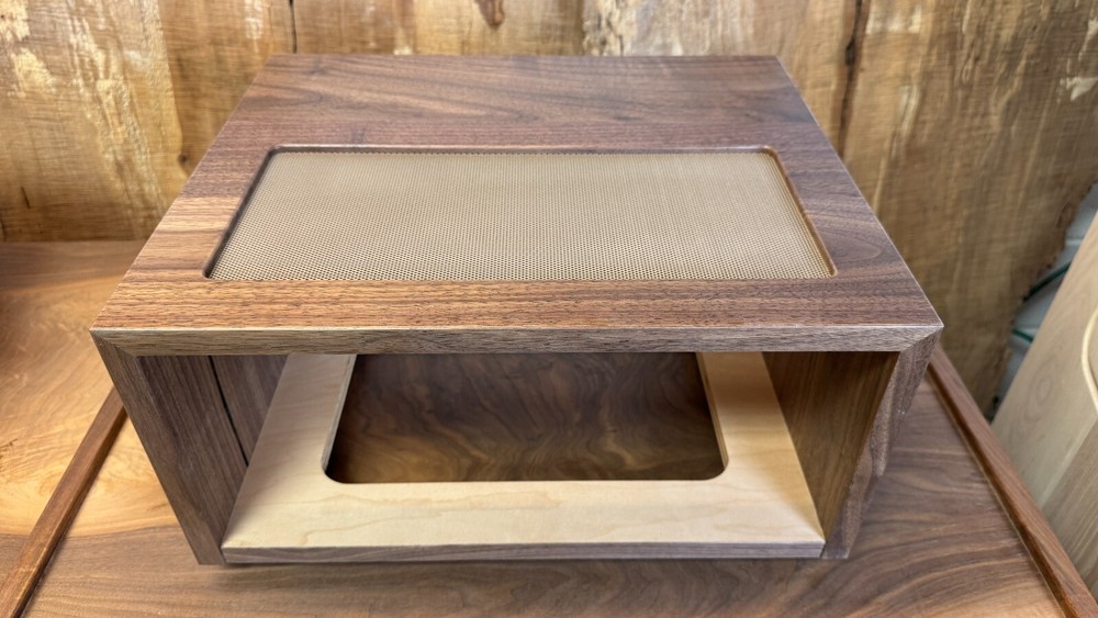 McIntosh L21 Solid Walnut Custom Cabinet (Pre-Order)