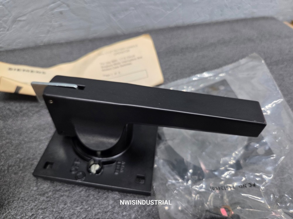 Siemens RHOH Disconnect Switch, Rotary, Variable Depth, Type 3/3R, 1/12 NEMA