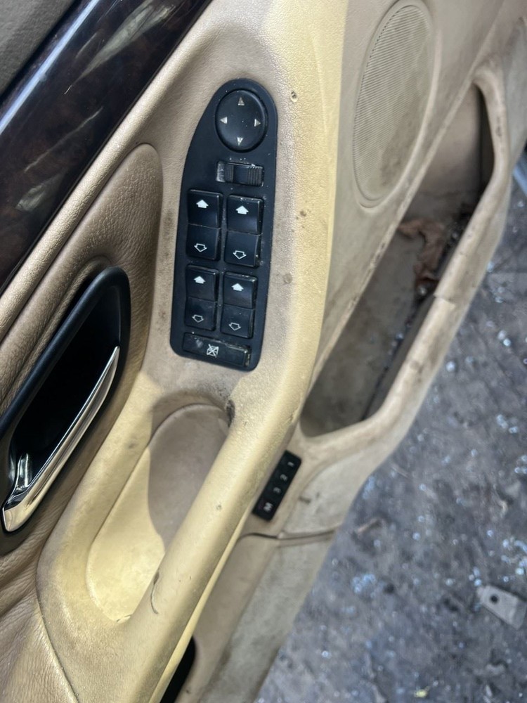 740I 1995 Wiper Arm OEM