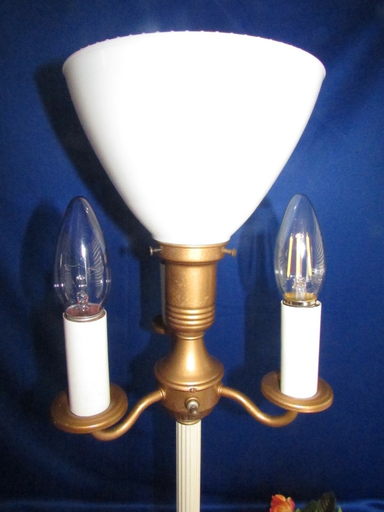 ANTIQUE CAST IRON WITH MARBLE PARLOR TABLE LAMP 30" TALL 3 WAY