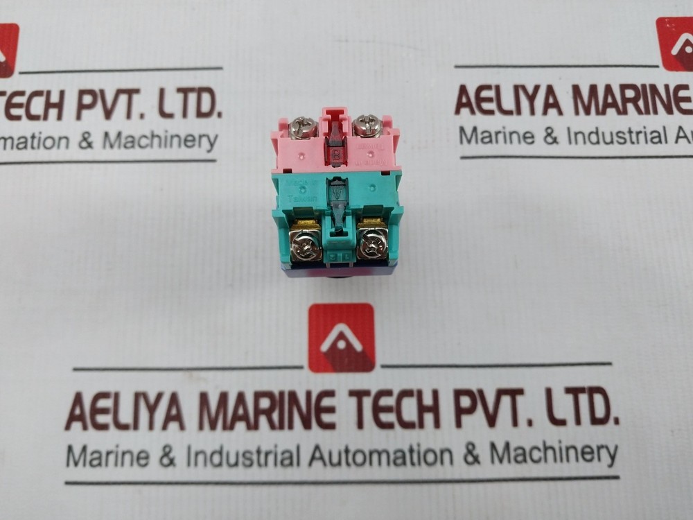 Obishi 600V selector switch B600 Pilot Duty