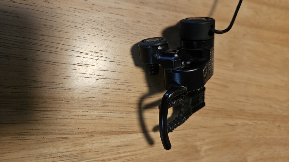 Mathews (QAD) Ultra Drop-Away Rest Black