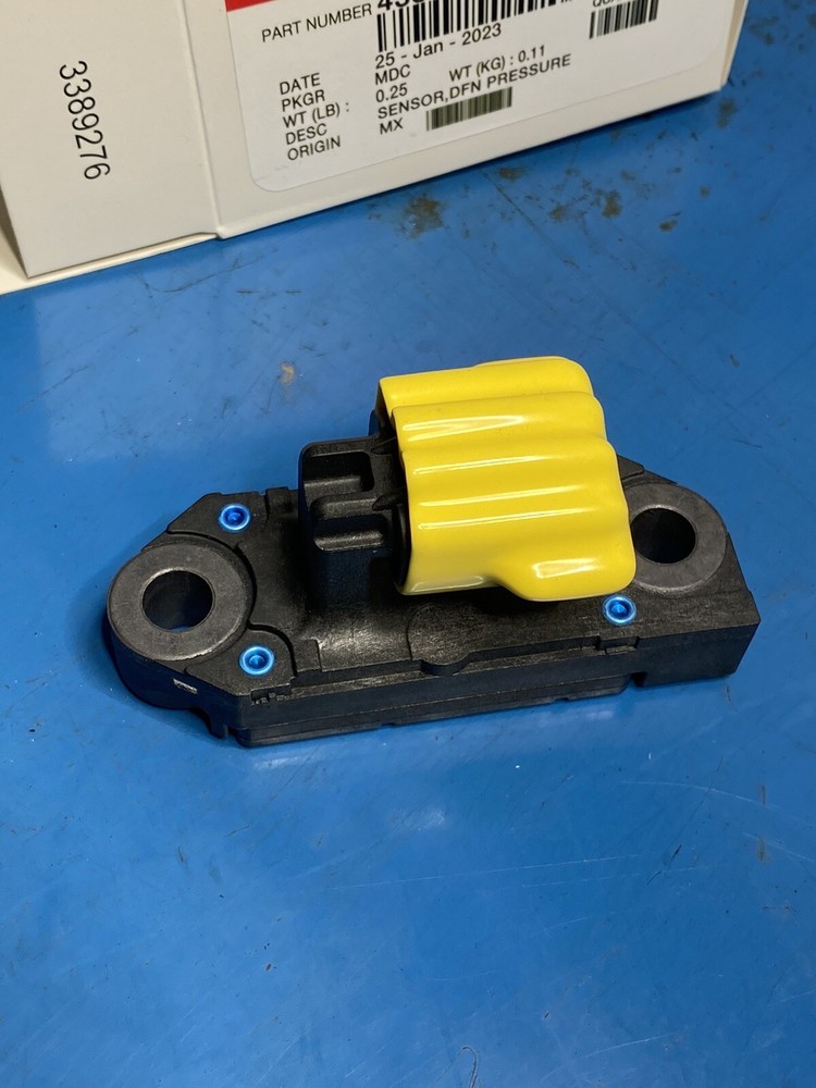 Cummins 4384138 DPF Pressure Sensor For ISB 6.7L Engines 4358939