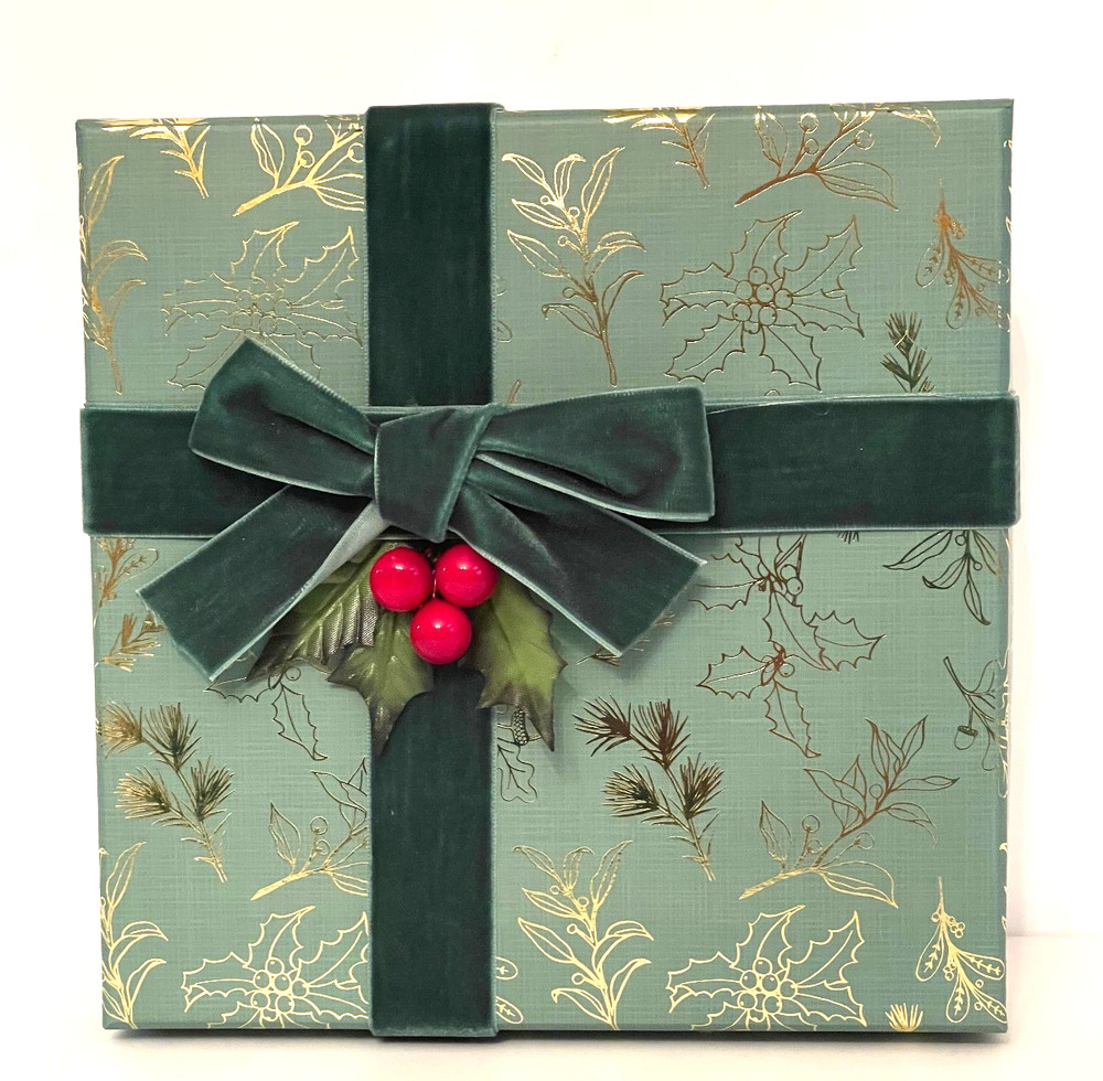 Punch Studio CHRISTMAS "JOY" KEEPSAKE GIFT BOX. 7" BY 7" GORGEOUS!