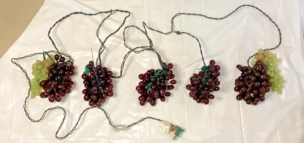 GRAPE CLUSTER LIGHTS 5 Clusters On String Indoor/Outdoor String Lights