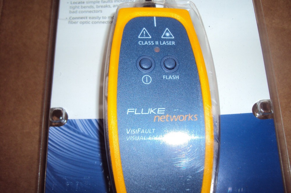 Fluke VISIFAULT Single Mode & Multimode Visual Fault Locator ,CLASS II LASER