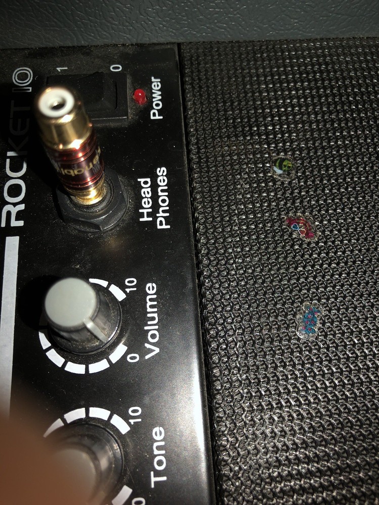 Rocket 10 Lead Amplifier - Grey - used (some cables in listing)