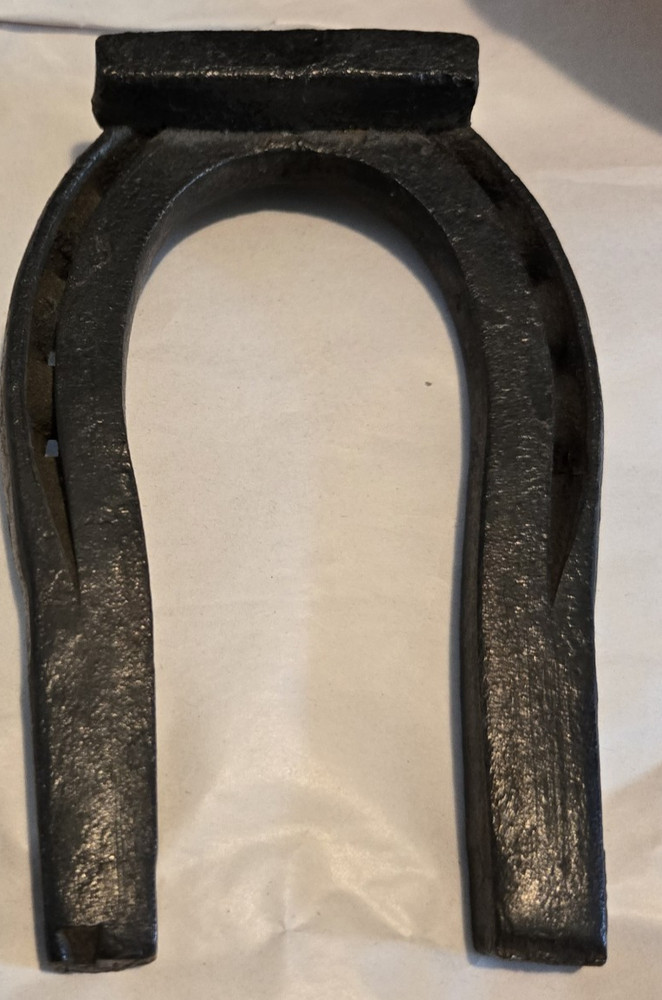 Vintage Cast Iron Horseshoe, good luck symbol