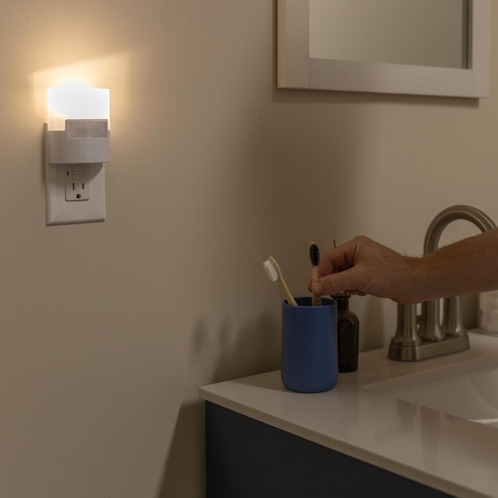 2 Pack LED Night Light Motion Sensor Plug-in UL Listed, White, 40 Lumens, White