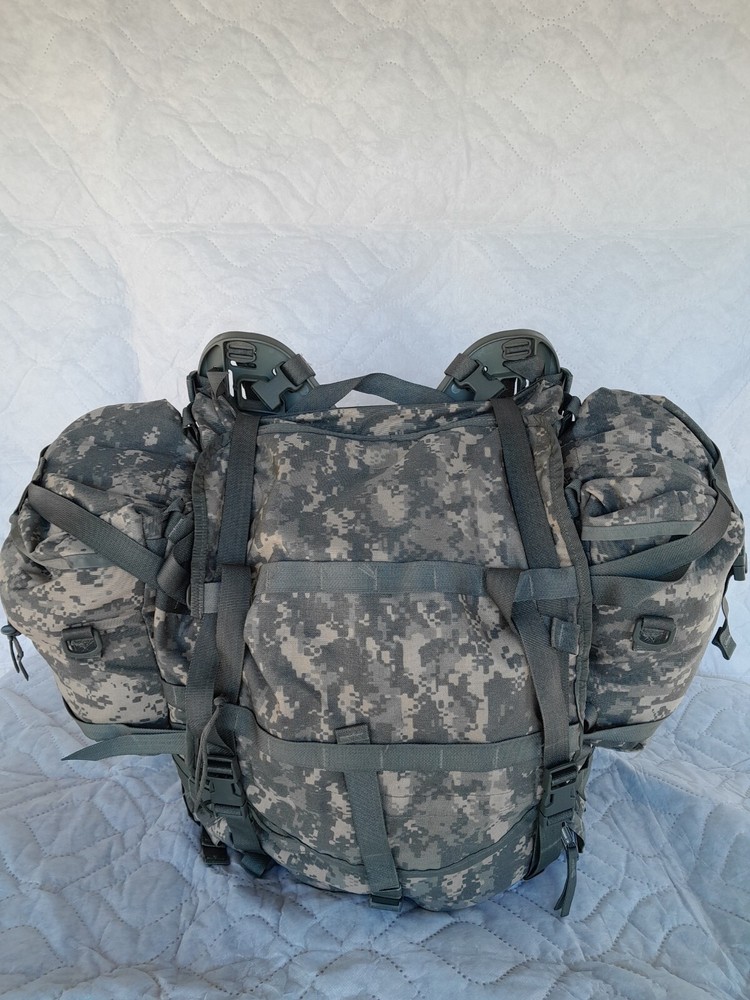 MOLLE II LARGE RUCKSACK BACKPACK ACU COMPLETELY ASSEMBLY EXCELLENT CONDITION